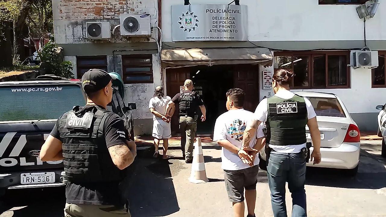 Três Pessoas São Presas Pela Polícia Civil Por Tráfico De Drogas No