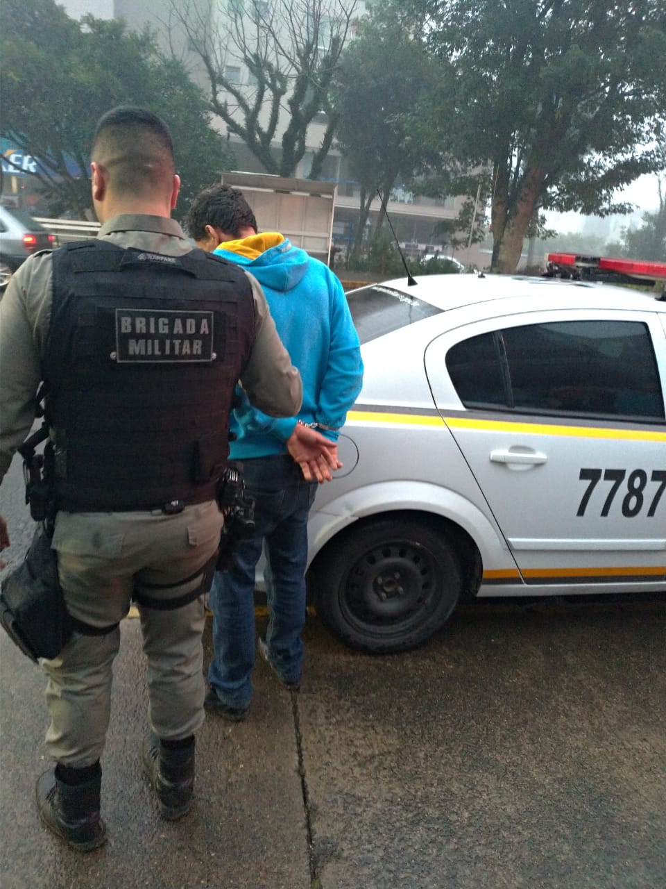 Homem é preso em Carlos Barbosa após roubar taxista em Garibaldi
