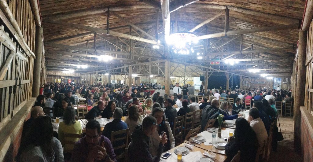 STIMMME-BG reúne 600 pessoas em jantar-baile de casais em Bento