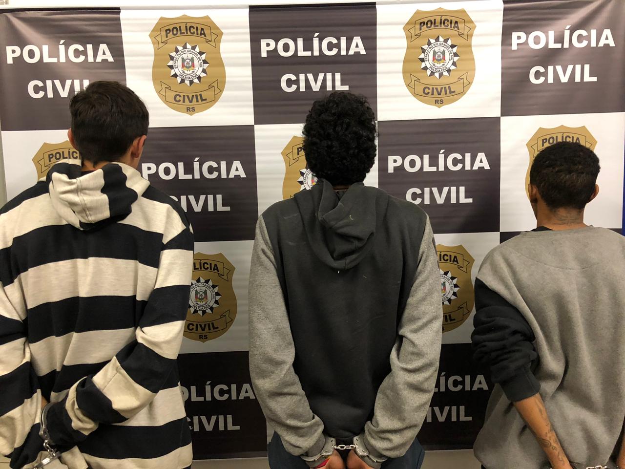 Polícia Civil prende três pessoas por tráfico de drogas em Caxias do Sul