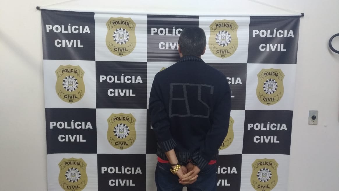 Indivíduo acusado de roubo à residência é preso pela Polícia em Farroupilha