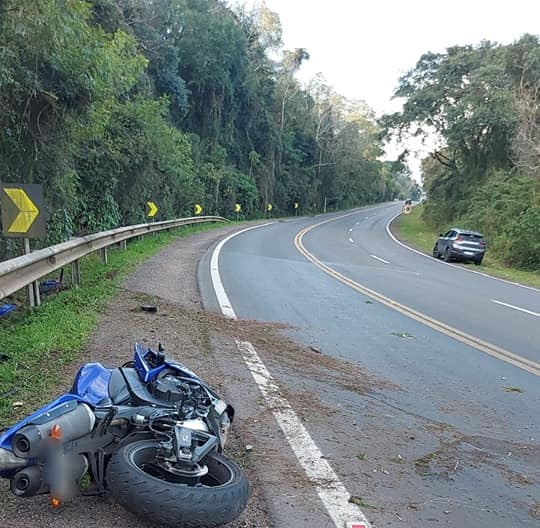 Motociclista, morador de Bento, morre em acidente na ERS-129 em Dois Lajeados
