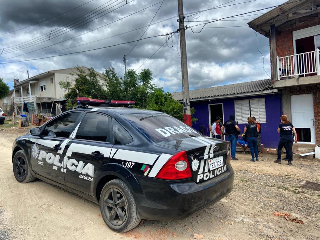 Três indivíduos são presos em ação da DRACO em Caxias do Sul