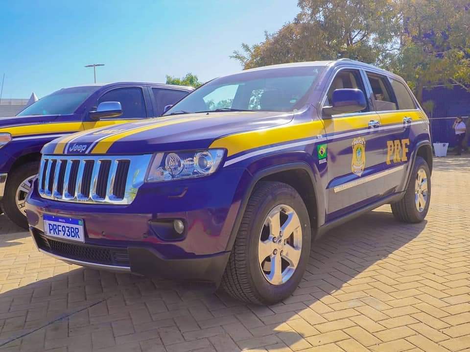 PRF passa a contar com sete carros de luxo confiscados de traficantes em operação