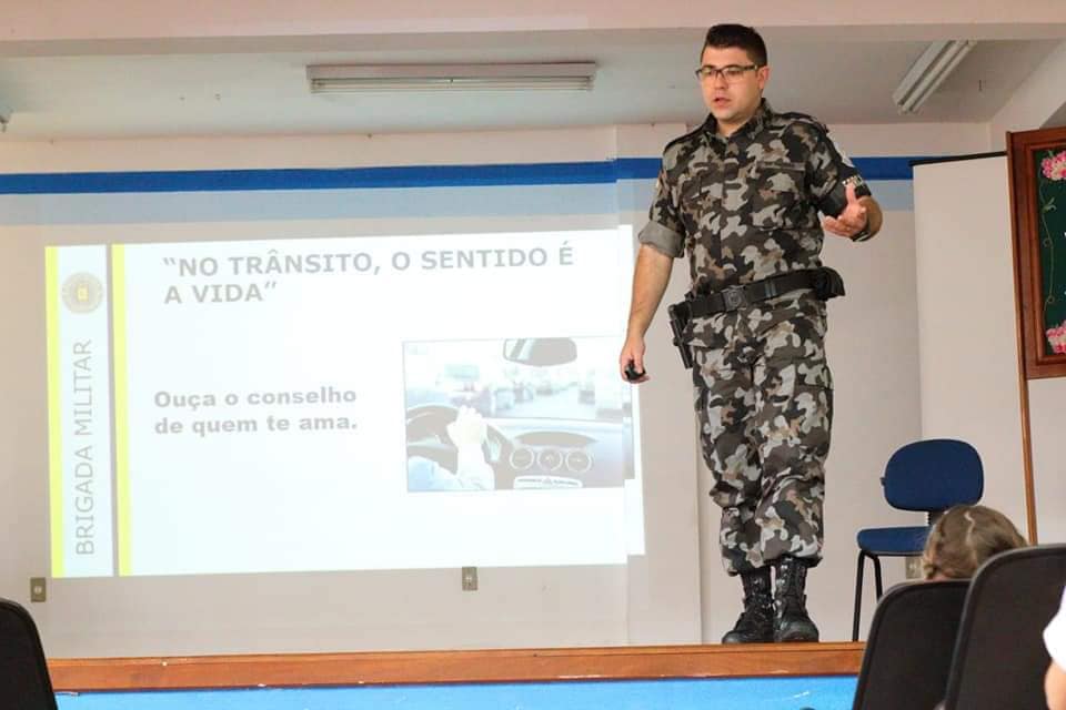 3° BPAT realiza palestra sobre segurança no trânsito em Bento Gonçalves