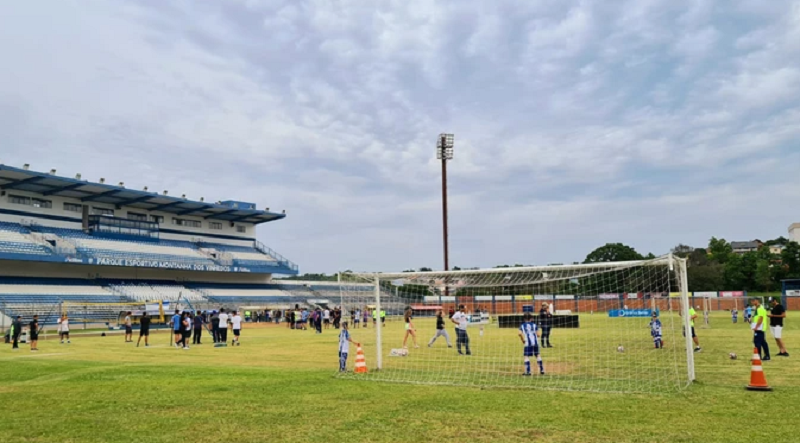Clube Esportivo promove integração com a comunidade em gincana