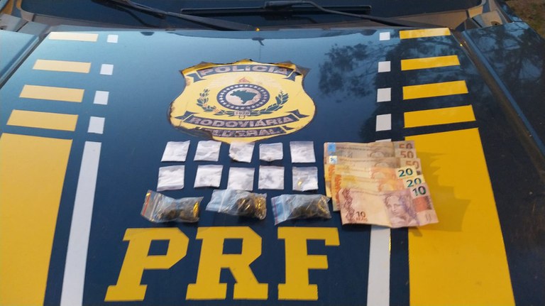 PRF prende traficantes que faziam tele-entrega de droga em Caxias do Sul