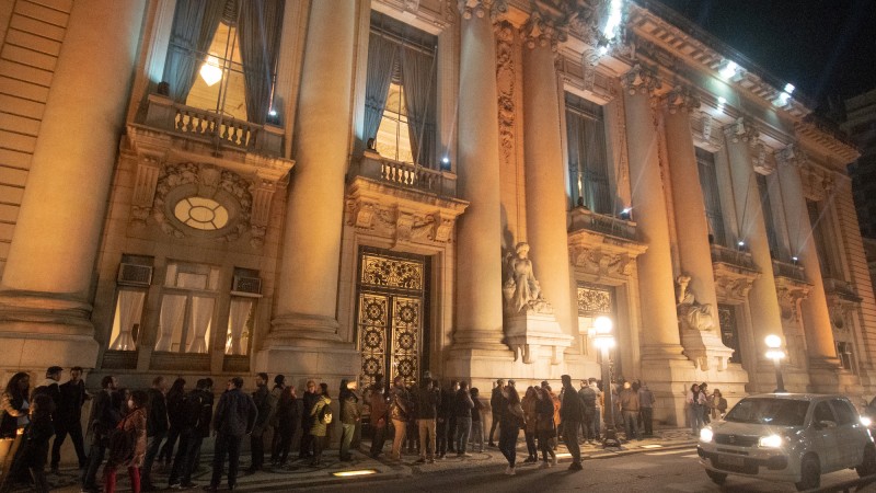 Cerca de mil pessoas visitaram o Palácio Piratini na Noite dos Museus