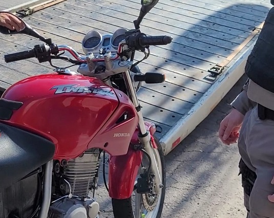 ROCAM apreende menor e recupera motocicleta furtada no Juventude, em Bento