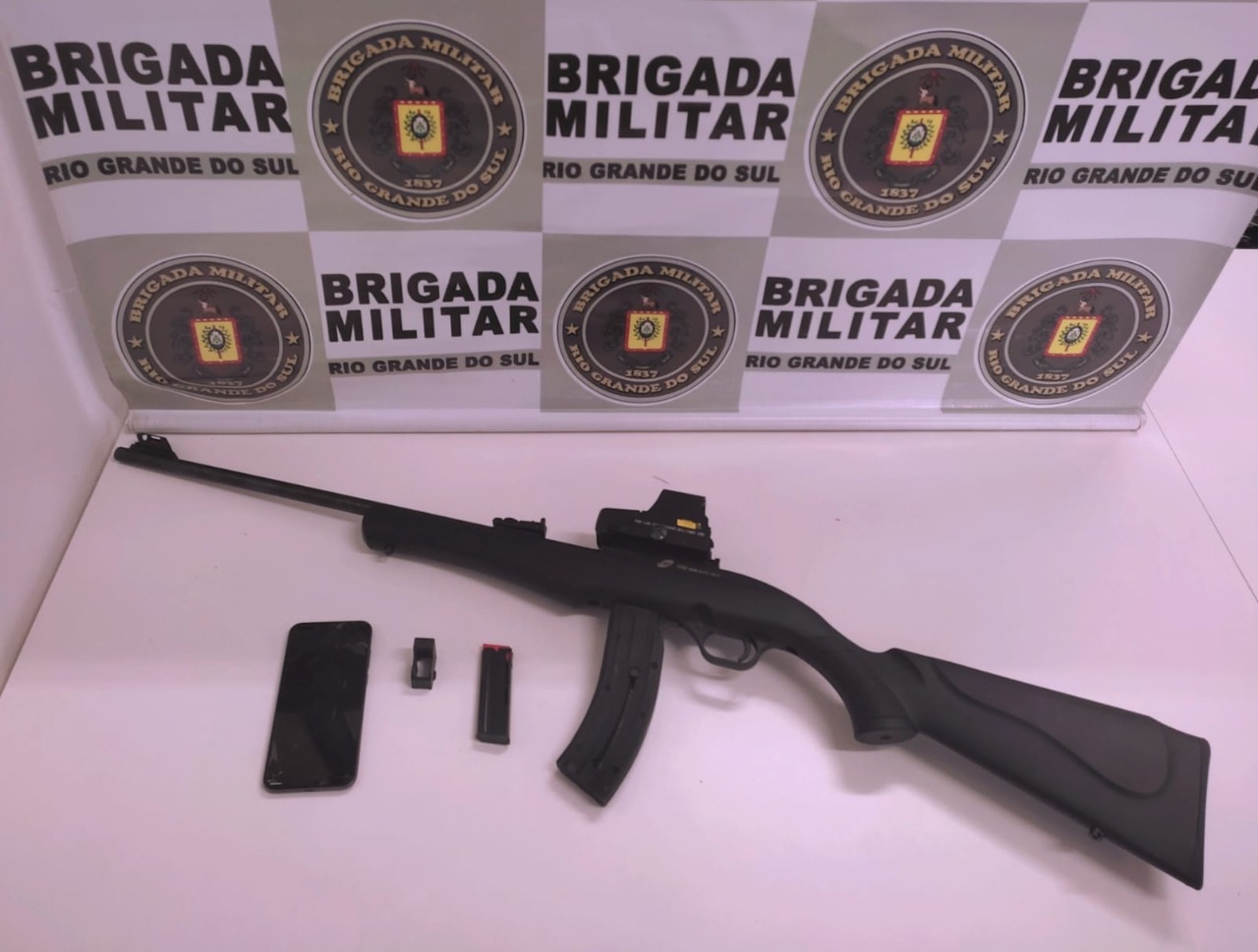 Brigada Militar prende homem com Rifle furtado em Nova Prata
