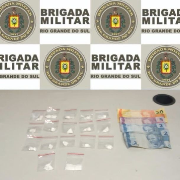 Dupla é presa por tráfico de drogas no Imigrante em Bento Gonçalves
