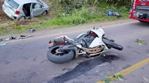 Acidente De Tr Nsito Motocicletas E Carro Deixa Cinco Feridos Na