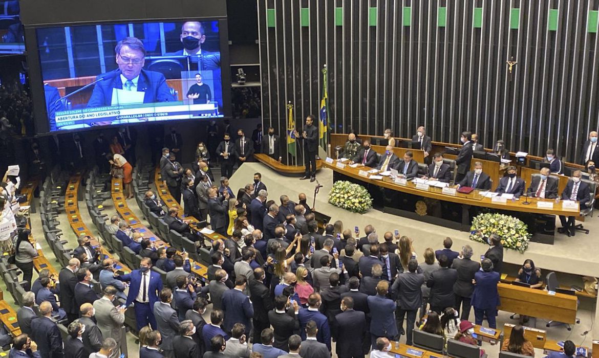 Bolsonaro pede aprovação de reformas em mensagem ao Congresso Nacional