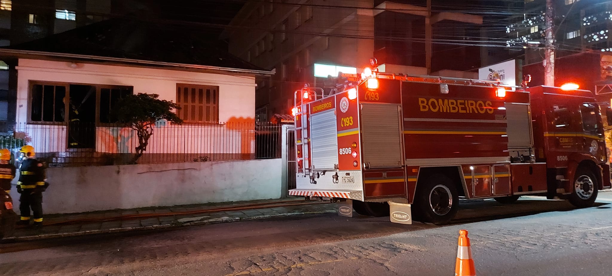 Incêndio atinge residência no Cidade Alta em Bento