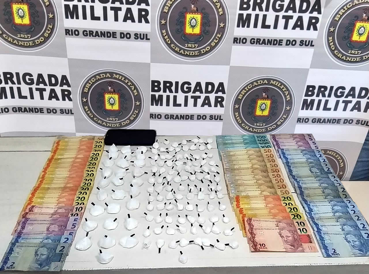 Brigada Militar prende casal vendendo drogas próximo a escola em Canela