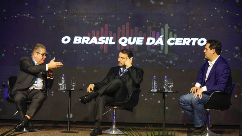 Ranolfo participa de evento com governadores do Sul, em Florianópolis