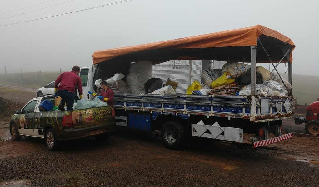 Mais de 27 mil embalagens vazias de agrotóxicos são recolhidas em Cotiporã
