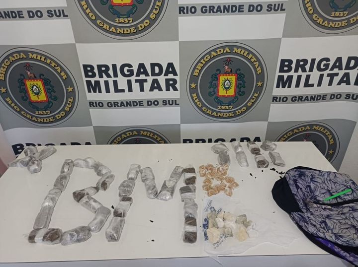 Brigada Militar prende mulher por tráfico de drogas e corrupção de menores em Guaporé