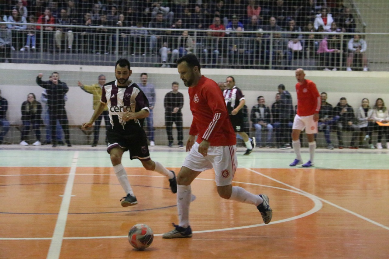 Bento: definidos os finalistas do Colonial de Futsal 2022