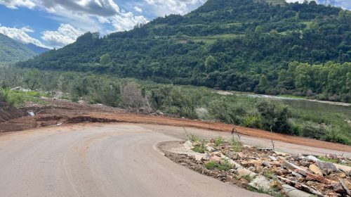 Obras no acesso à ponte de ligação para Cotiporã estão em andamento