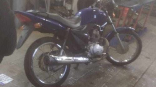 HOMEM É AGREDIDO E BANDIDOS ROUBAM A MOTOCICLETA E O CELULAR NA BR 470, EM BENTO GONÇALVES