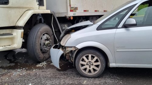 ACIDENTE DE TRÂNSITO DEIXA DOIS FERIDOS NA BR 470, EM BENTO GONÇALVES