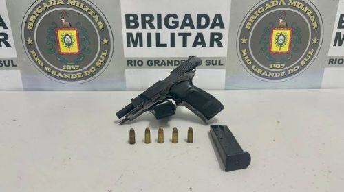 BRIGADA MILITAR APREENDE ADOLESCENTE POR PORTE ILEGAL DE ARMA DE FOGO, EM CAXIAS DO SUL