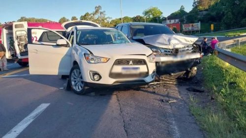 ACIDENTE DE TRÂNSITO DEIXA CINCO FERIDOS NA BR 470, EM CARLOS BARBOSA