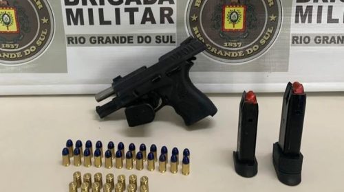 BRIGADA MILITAR PRENDE HOMEM POR PORTE ILEGAL DE ARMA DE FOGO E DISPAROS EM VIA PÚBLICA, EM VERANÓPOLIS