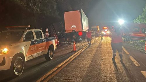 ACIDENTE DE TRÂNSITO DEIXA UM MORTO E DOIS FERIDOS NA ERS-122, EM ANTÔNIO PRADO