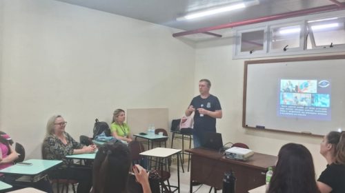 Vigilância em Saúde do Trabalhador realiza palestra para estudantes do Colégio Cenecista