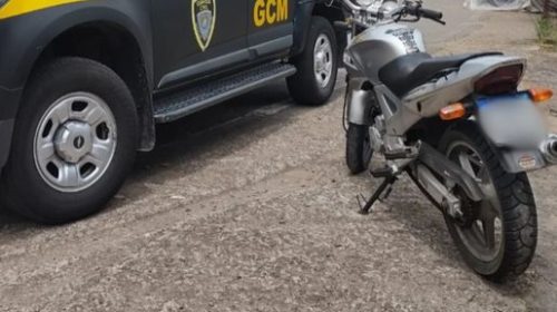 GUARDA CIVIL MUNICIPAL RECUPERA MOTO FURTADA NO EUCALIPTOS, EM BENTO GONÇALVES