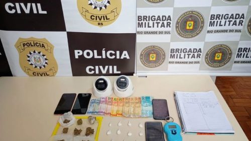 BRIGADA MILITAR E POLÍCIA CIVIL PRENDEM UM HOMEM POR TRÁFICO DE DROGAS EM PARAÍ