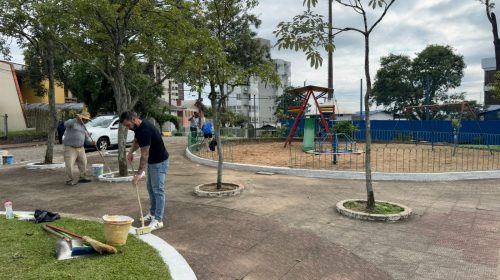 Mutirão de serviços é realizado em três praças neste sábado