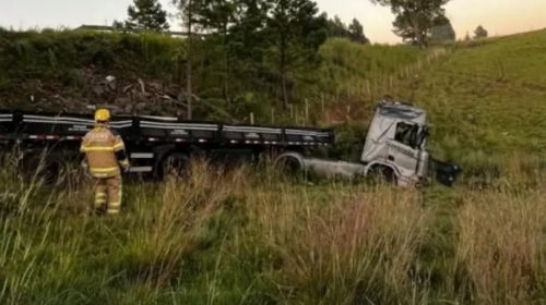 Identificado caminhoneiro que morreu em acidente na Rota do Sol, entre São Francisco e Caxias do Sul