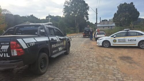 BRIGADA MILITAR E POLÍCIA CIVIL PRENDEM TRÊS HOMENS E APREENDEM UM MENOR POR FURTOS DE FIOS DE TELEFONIA NO BAIRRO VILA NOVA, EM CARLOS BARBOSA