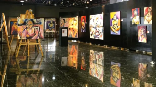 Casa das Artes recebe a exposição “Camadas do Sentir”, de Maura de Carli