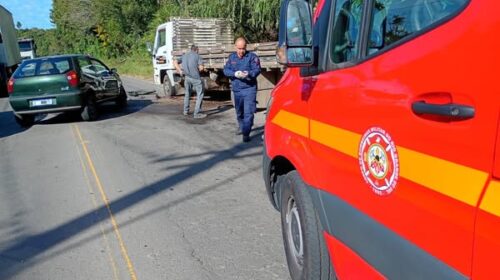 HOMEM FICA FERIDO EM ACIDENTE NO BAIRRO EUCALIPTOS, EM BENTO GONÇALVES