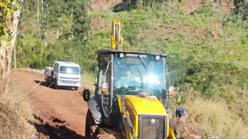 Secretaria de Agricultura realiza serviços em diversos pontos do interior de Bento