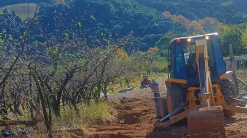Agricultura: distritos de Bento recebem serviços que promovem qualidade vida para as comunidades