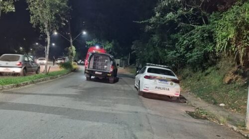 HOMEM É ATROPELADO E MOTORISTA FOGE DO LOCAL NO BAIRRO MARIA GORETTI, EM BENTO GONÇALVES