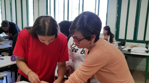 Livro sobre o município de Bento promove protagonismo na escrita de alunos da rede pública