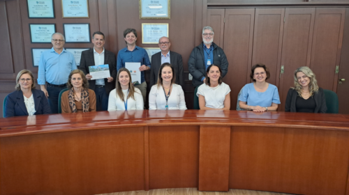 Tacchini carlos barbosa recebe homenagem de prefeitura barbosense pelo aniversário de 70 anos