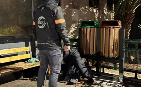 Sedes realiza abordagem de pessoas em situação de rua