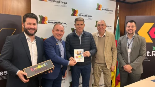 Comitiva divulga Expobento e Fenavinho em Porto Alegre