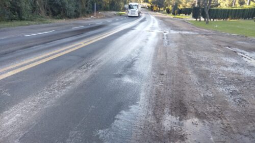 MULHER FICA FERIDA EM ACIDENTE NA BR-470, EM VILA FLORES