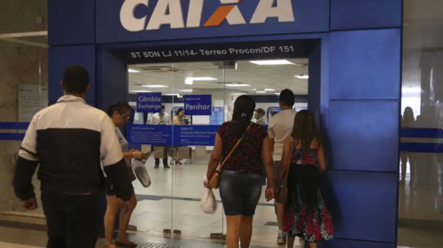 Caixa libera abono salarial para nascidos em julho e agosto