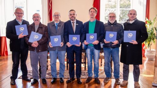 Sindilojas Regional Bento lança livro dos 50 anos  no dia de sua fundação