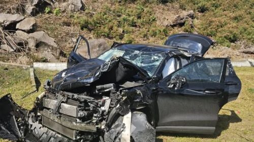 SAÍDA DE PISTA DEIXA MULHER E DUAS CRIANÇAS FERIDAS NA RSC-453, ENTRE BENTO GONÇALVES E GARIBALDI