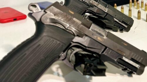 Brigada Militar de Guaporé prende cinco pessoas, apreende armas e recupera veículos roubados